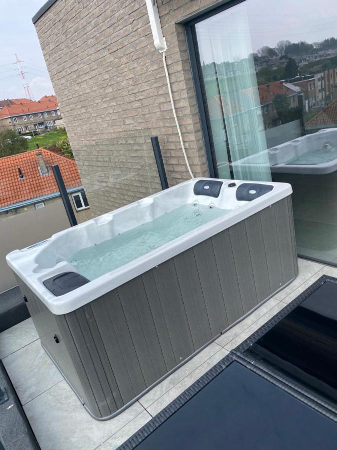 Liege Luxe & Jacuzzi Sous Les Etoiles Apartamento Saint-Nicolas  Exterior foto